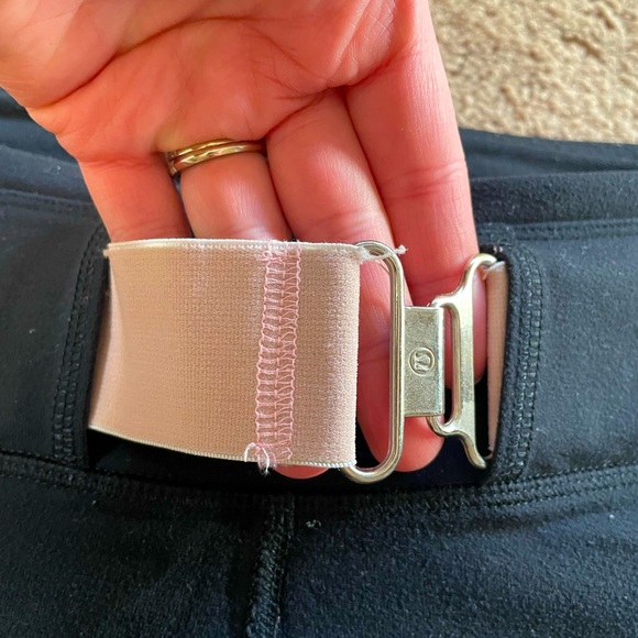 Vintage lululemon Capri - Picture 2 of 7